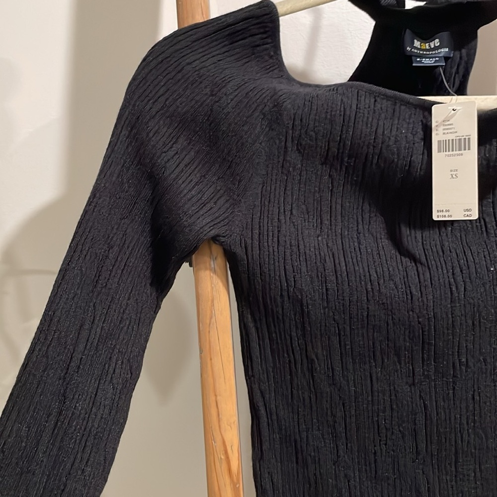 Maeve x Anthropologie Long Sleeve with Neck Cut out - Picture 4 of 4